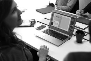 爱游戏体育在线-体育新闻中心启动体育内容创作人才培养计划，体育类深度报道