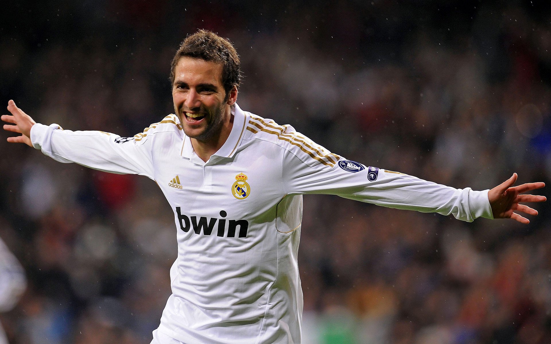 欧冠小组赛：巴黎2比2切尔西 双方各45分钟掌控比赛